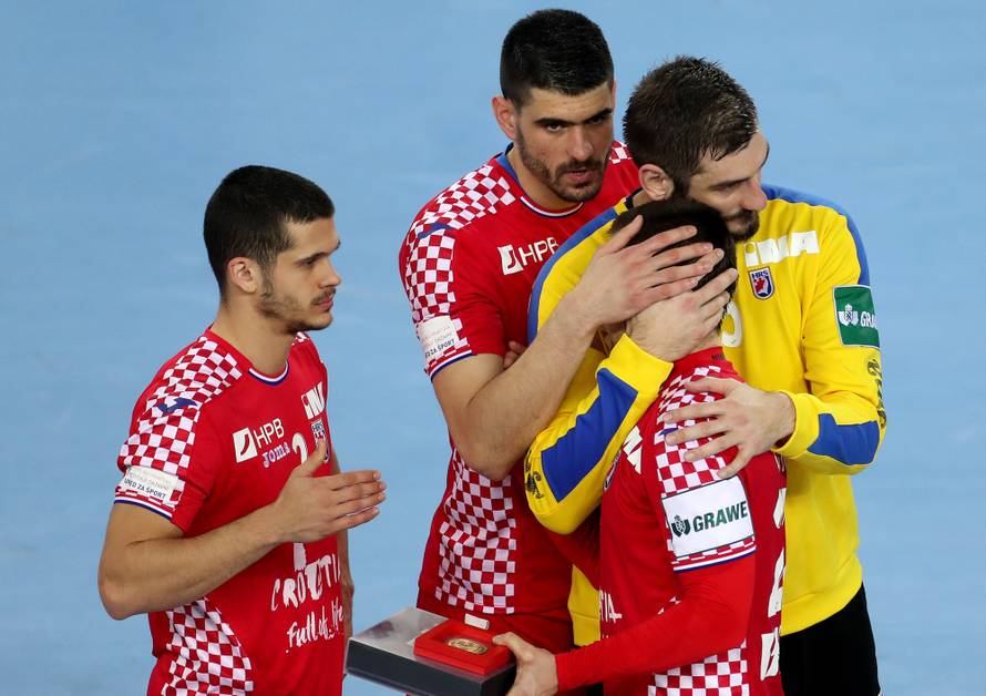 Igrači u suzama: Ovi navijači su zaslužili više, bili smo loši