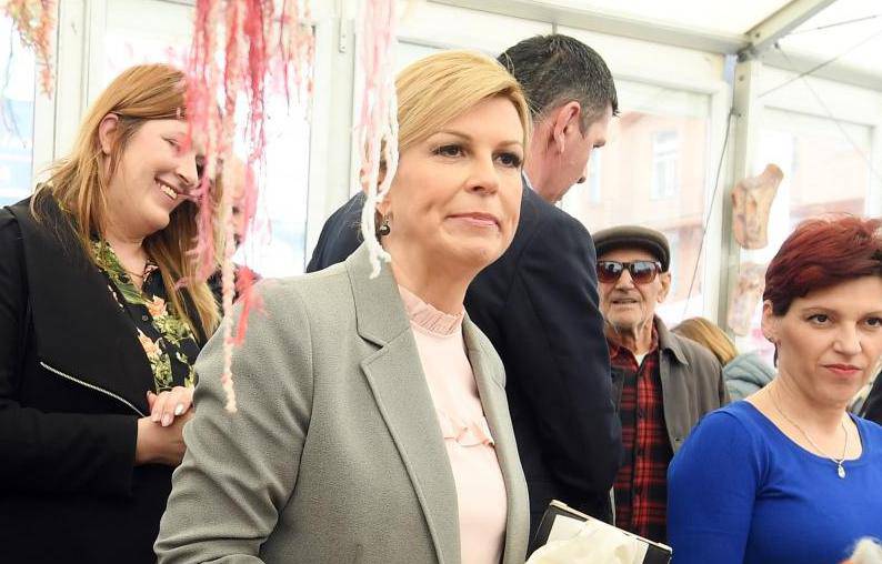 Zagreb: Kolinda Grabar-KitaroviÄ posjetila sajam Hrvatskih otoÄnih proizvoda