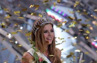 S. Berlusconi želi hrvatsku Miss Universe na RAI-ju?