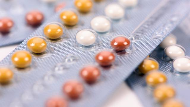 Devet bizarnih kontracepcija: Od testisa lisice do kosti mačke
