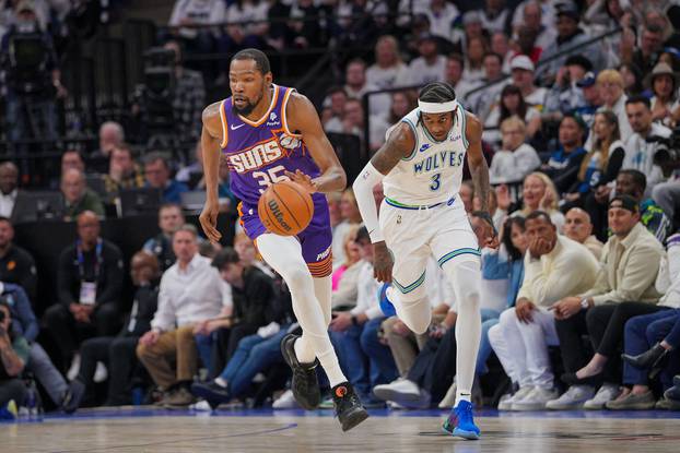 NBA: Playoffs-Phoenix Suns at Minnesota Timberwolves