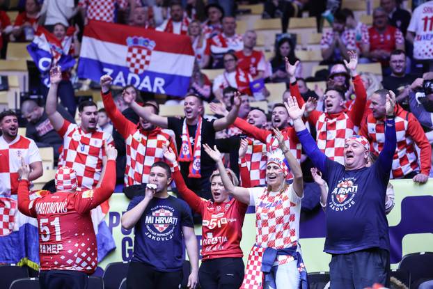 Navijači na utakmici između Islanda i Hrvatske u borbi za treće mjesto EHF Europskog prvenstva