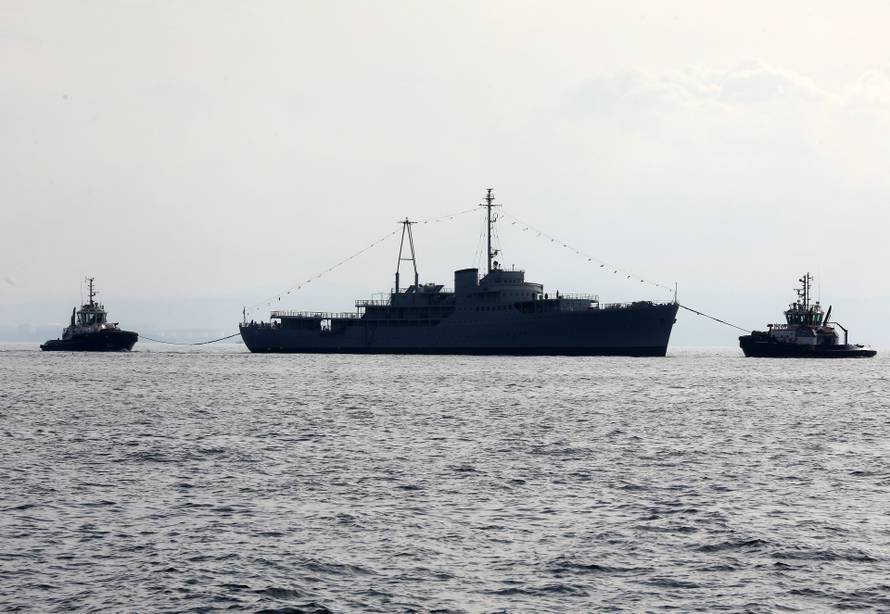 Rijeka: Brod Galeb dotegljen je u rije?ku luku