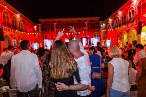 Split: Na drugoj večeri Splitskog Festivala nastupili su TBF i Jazz orkestar HRT-a