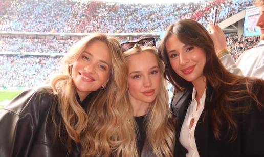 Sre&dstrok;ene i nasmijane: Nova cura Jo&scaron;ka Gvardiola i Izabel Kova&ccaron;i&cacute; pozirale zajedno na tribinama