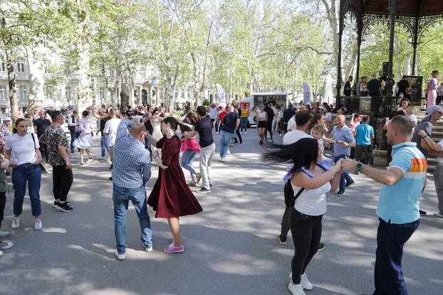Zagreb: Treće izdanje Zagreb salsa maratona u parku Zrinjevac