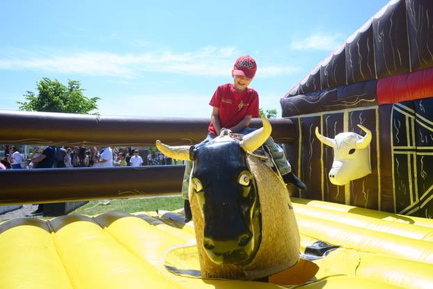 24sata Festival igračaka u Ivanić gradu 