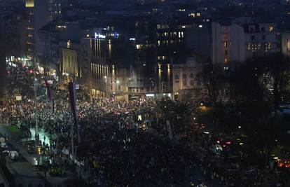 Stručnjaci sigurni: 'U Beogradu korišten zvučni top'. Vučić u problemu, reagirala je i EU