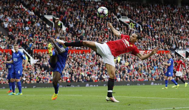 Manchester United v Leicester City - Premier League