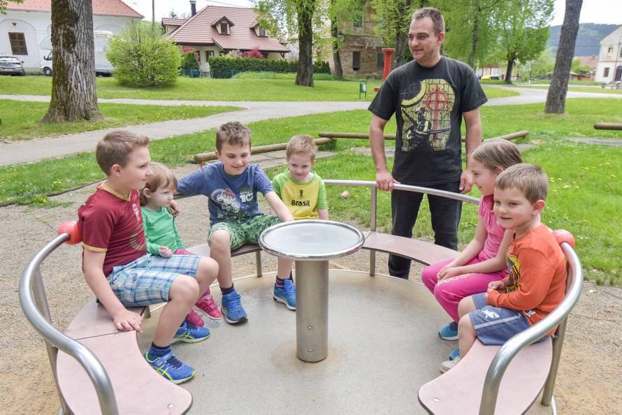 Tate od formata: 'Ručak za nas sedmero kuham od 10 ujutro'