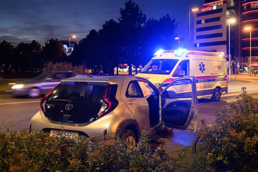 Zagreb: U prometnoj nesreći u Prečkom sudjelovala dva vozila