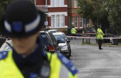 Našli sumnjiv paket: Pojačane mjere sigurnosti u Londonu