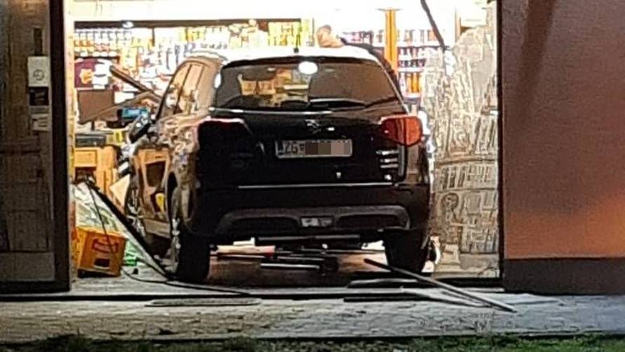 VIDEO Sveta Nedelja: 'Gospođa je redovna mušterija, zabila se autom u dućan. Jeza me prošla'