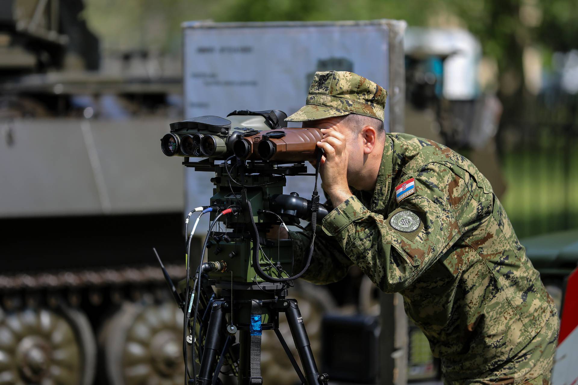 Zagreb: Izložba vojne opreme i naoružanja Hrvatske vojske na Jarunu