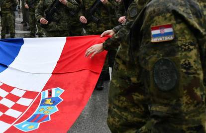 Uhićen član Počasne bojne. U vojsci je tri godine, na prisezi govorio: 'Uzor su mi branitelji'