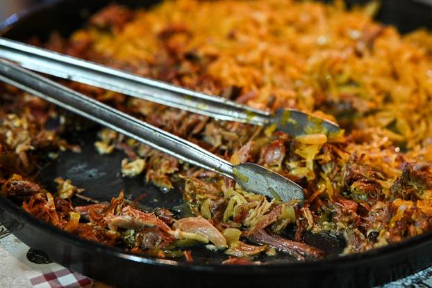 Zagreb: PLACe market na tržnici Dolac posjetili brojni Zagrepčani