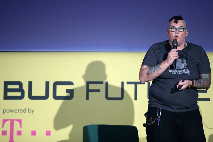 Iskusni programeri u Hrvatskoj mogu zarađivati i do 18.000 kn