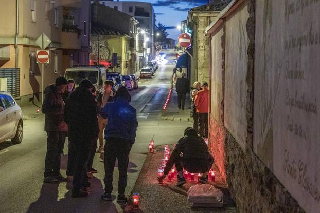 Pula: Održan mimohod u povodu obilježavanja Dana sjećanja na žrtvu Vukovara i Škabrnje