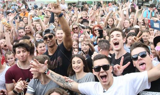 Svi plešu Floss dance! Hrvati obaraju rekord u Areni Zagreb