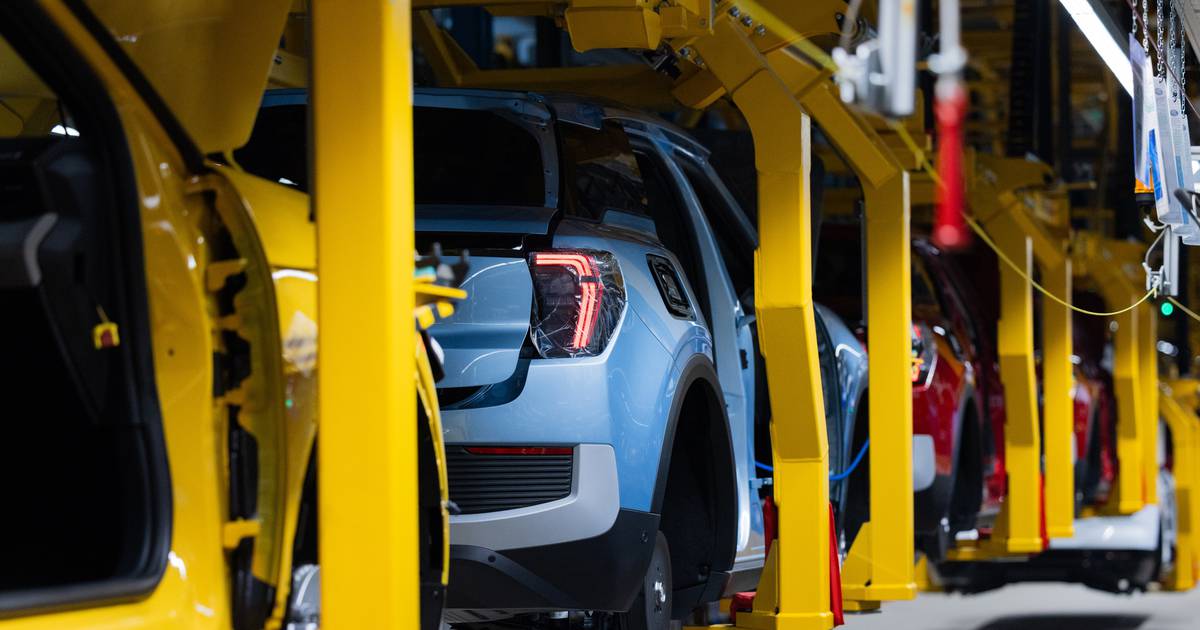 1,600 more jobs being cut by Ford in Spain