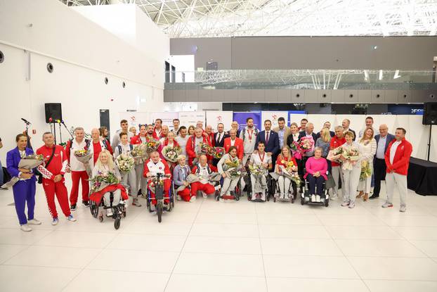 Zagreb: Doček hrvatske paraolimpijske delegacije u zračnoj luci Franjo Tuđman