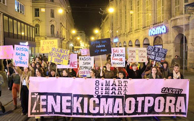 Zagreb: Održan jubilarni 10. Noćni marš za prava žena "Žene – kičma otpora"