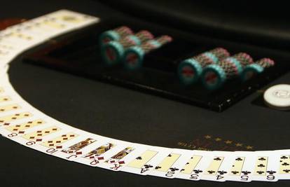 Vlasnik turnira "olakšao"  pokeraše za 100.000 eura