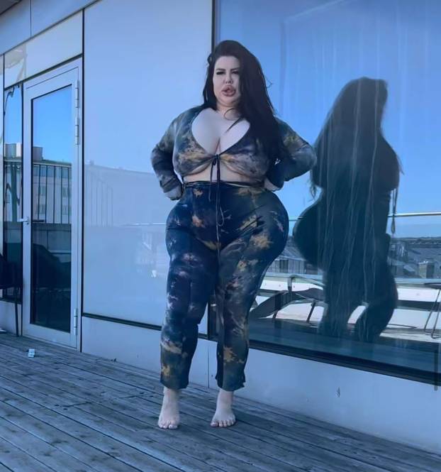 FOTO Stražnjica mi teži 45 kila, no već imam u planu sljedeću operaciju, želim imati najveću!