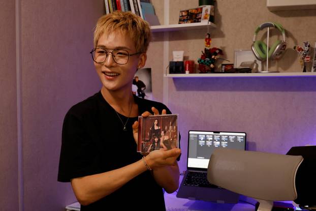 North Korean defectors debut in K-pop group aiming for global stage