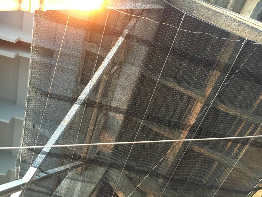 Staklo s Maksimira palo pokraj djece! Izbjegnuta je tragedija...