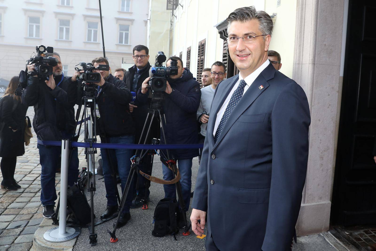 Plenković u Banskim dvorima primio predsjednika Vlade Grčke Kyriakosa Mitsotakisa