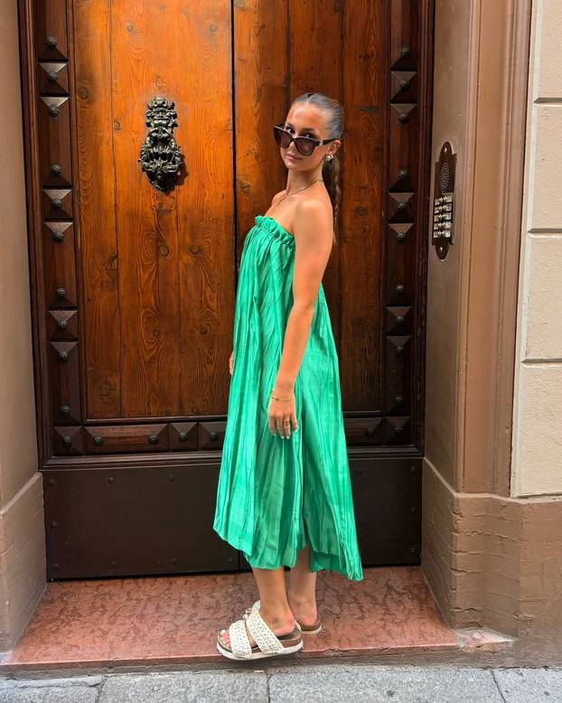 FOTO Šveđanka napravila vrući ljetni transfer. Alice spremna za avanturu na obali Mediterana