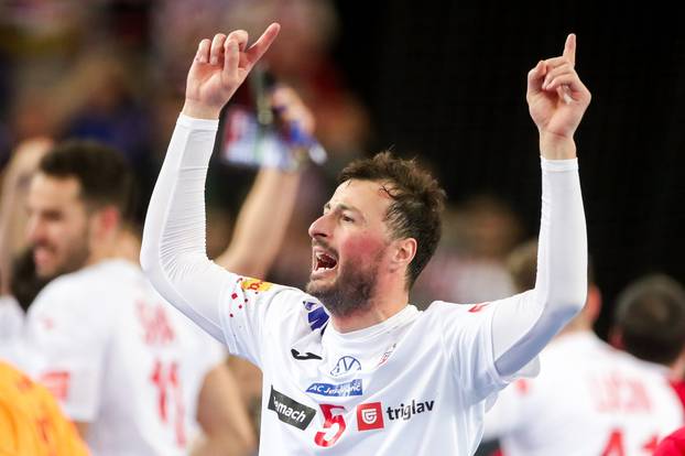 Zagreb: Slavlje rukometaša Hrvatske nakon pobjede nad Mađarskom i prolaska u polufinale Svjetskog prvenstva