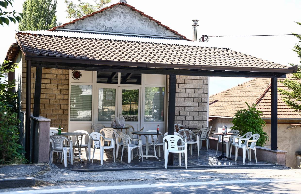 U Grudama sutra Dan žalosti, teško ranjeni muškarac bori se za život u mostarskoj bolnici