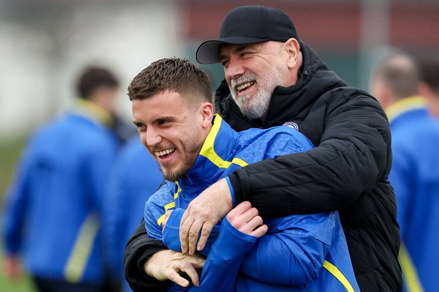 Sarajevo: Trening nogometne reprezentacija BiH uoči finalne utakmice doigravanja za Svjetsko prvenstvo