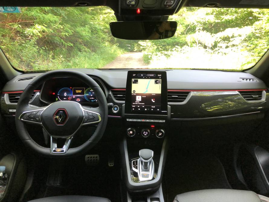 Megane Conquest je odlična kombinacija SUV-a i coupea. Upravo je stigao u Hrvatsku