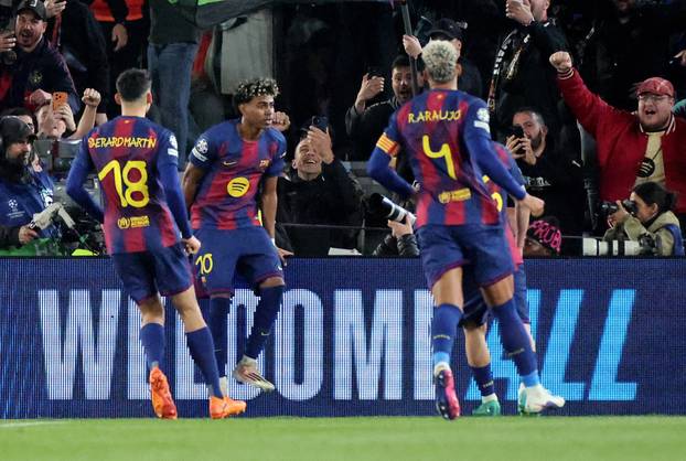 UEFA Champions League - Round of 16 - Second Leg - FC Barcelona v Newcastle United