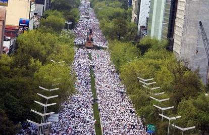 Protiv kriminala marširalo je 100 tisuća Meksikanaca