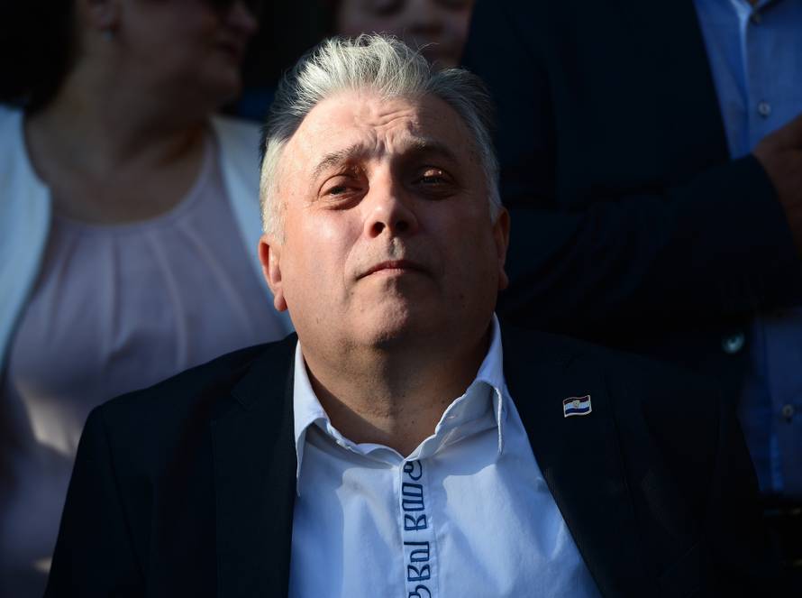 Optužio SNV i SDSS da nisu odustali od velikosrpskih ideja