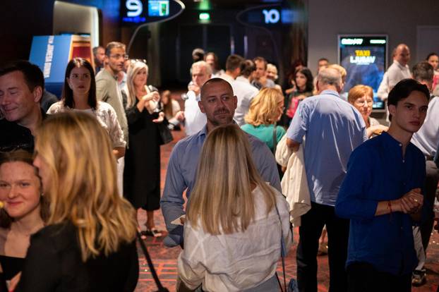 Zagreb: Premijera filma "Taxi ljubav"