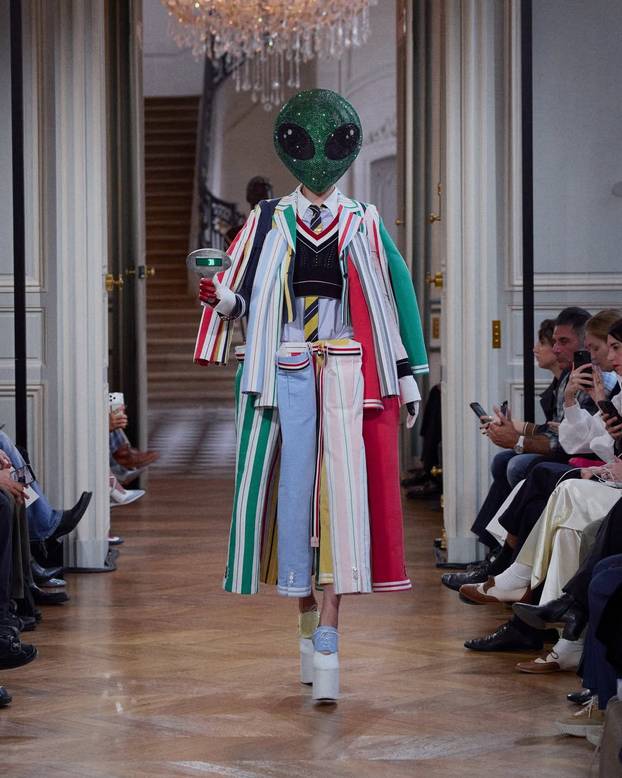 FOTO Vanzemaljci na Pariškom tjednu mode! 'Dolazimo u miru'