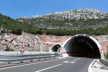 Zatvorena A1 između Sv. Roka i Posedarja zbog olujnog vjetra