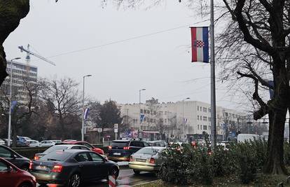 Gužve zbog sanacije puknutog magistralnog cjevovoda na križanju Vukovarske i Lučićeve