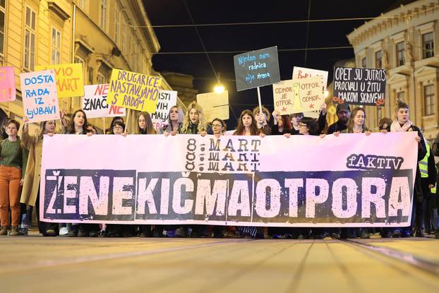 Zagreb: Održan jubilarni 10. Noćni marš za prava žena "Žene – kičma otpora"