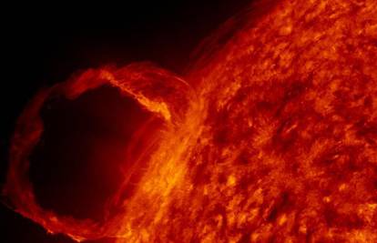 NASA objavila rijetke skimke Sunčevih erupcija