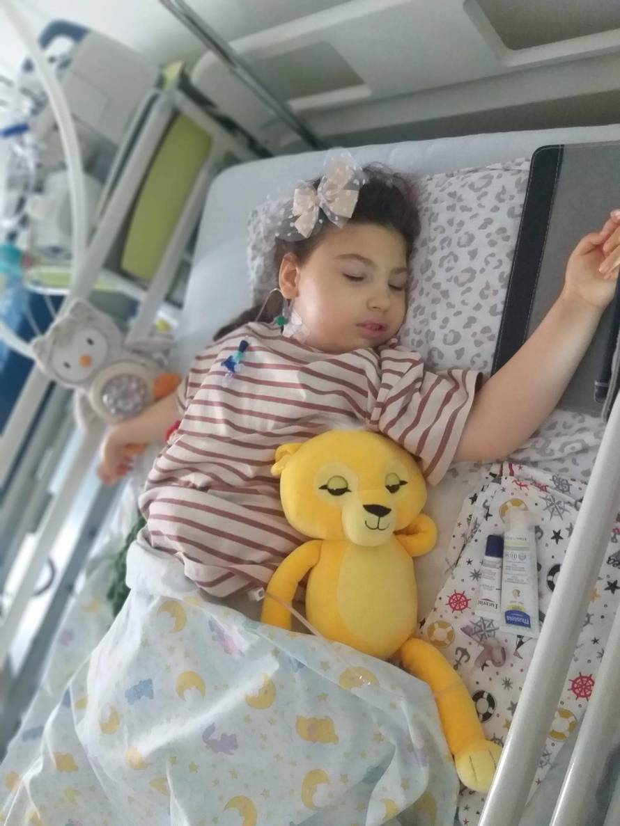 Reanimirali su je 20 minuta na porodu i dali tri posto šanse za život: 'Mia slavi 9. rođendan!'