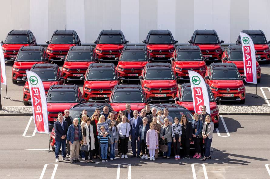 SPAR podijelio 20 automobila pobjednicima velike rođendanske nagradne igre