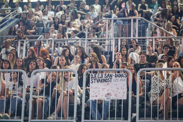 Zagreb: Jakov Jozinović održao prvi koncert u Areni 