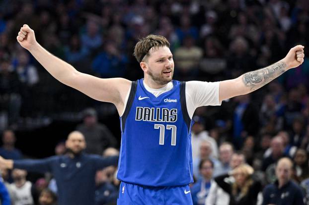 NBA: Orlando Magic at Dallas Mavericks