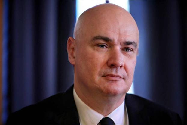 FOTO Obrijali smo šefove država na nulu! Pogledajte Milanovića, Plenkovića, a tek Trumpa...